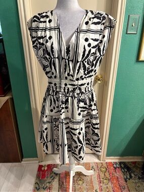 black and white dress h and m Women's Black/white floral Viscose Shirt on bow on the front H&M Womens Black And White